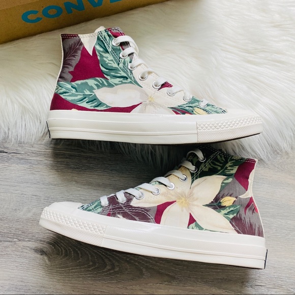 NWT Converse Chuck Taylor All Star Women’s Shoes - Picture 8 of 9